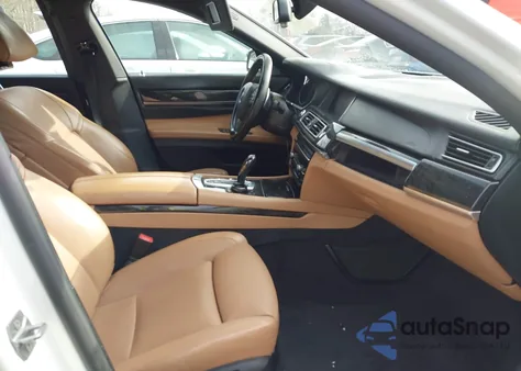 2015 BMW 750Li xDrive из США, поврежденный, VIN WBAYF8C59FD655487